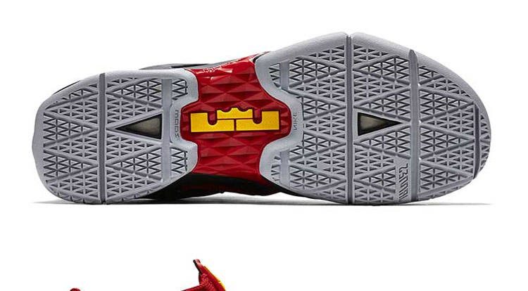 耐克NIKE AMBASSADOR VIII 男子篮球鞋 818678